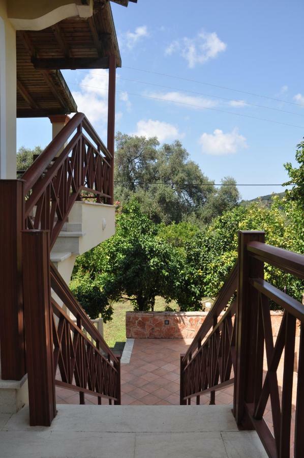 Areti'S Apartment Агиос-Георгиос-Пагон Экстерьер фото
