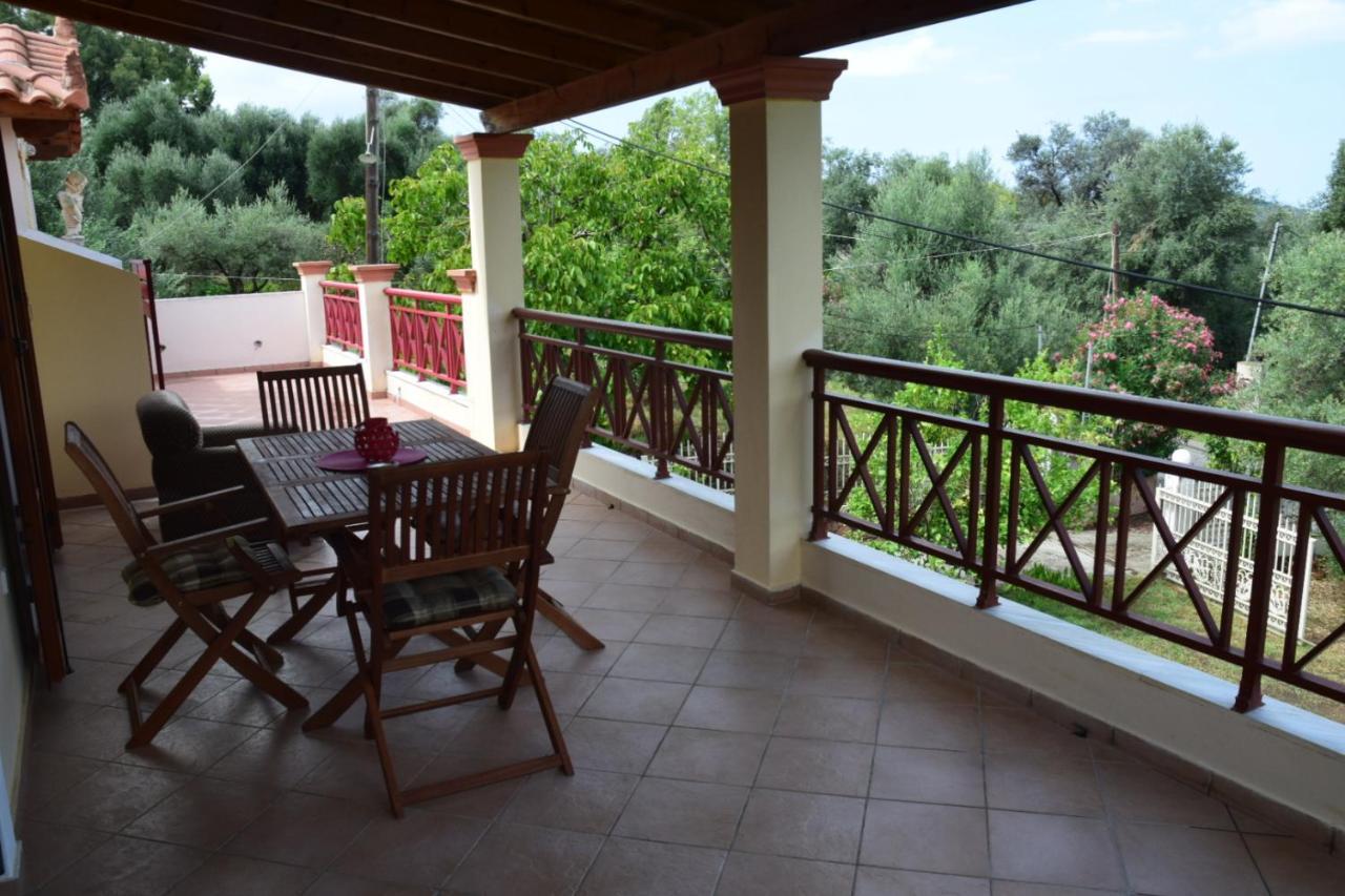 Areti'S Apartment Агиос-Георгиос-Пагон Экстерьер фото